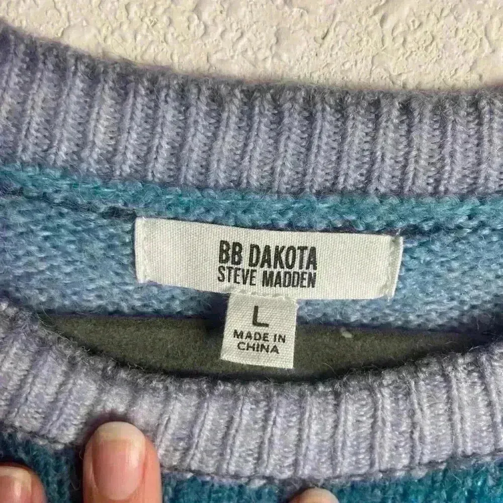 BB Dakota x Steve Madden Size Large Blue Ombre Striped Wool Blend Sweater Soft - Image 7