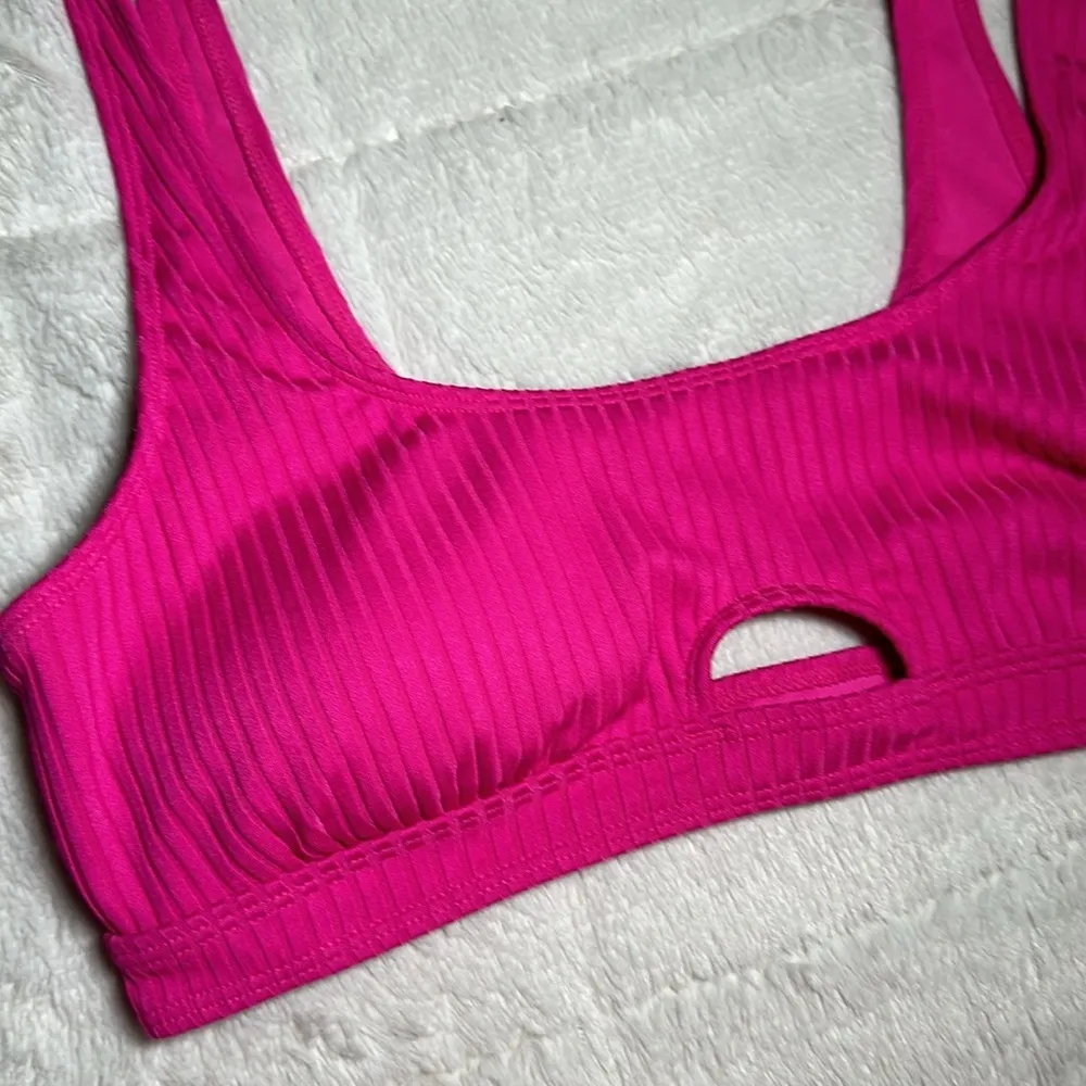 BCBG Passion Pink Cut Out Bralette Bikini Swim Top Large NEW BGBGeneration - Image 6