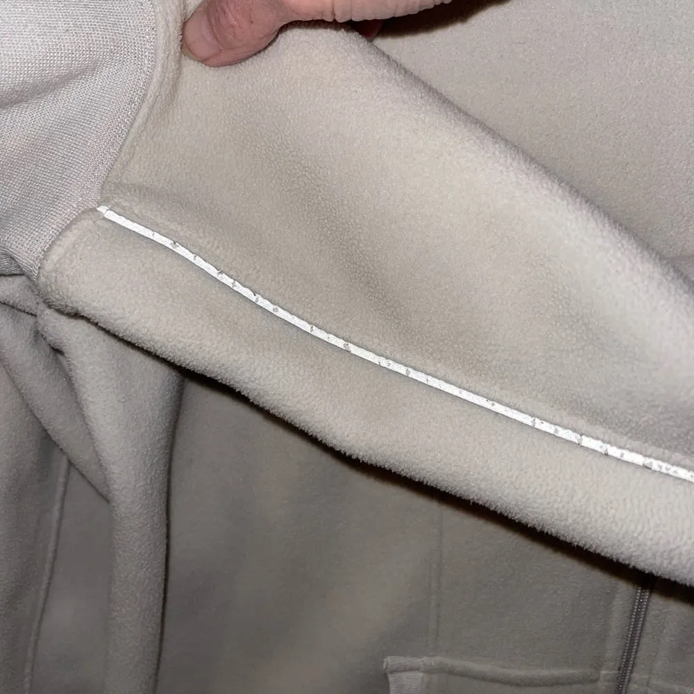 Women’s Harley Davidson Fleece Size M - Image 6