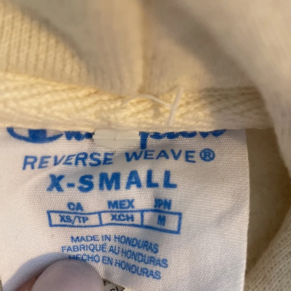 Champion XS Oversized Sweatshirt Cream Hoodie from Urban Outfitters Extra Small - Image 7