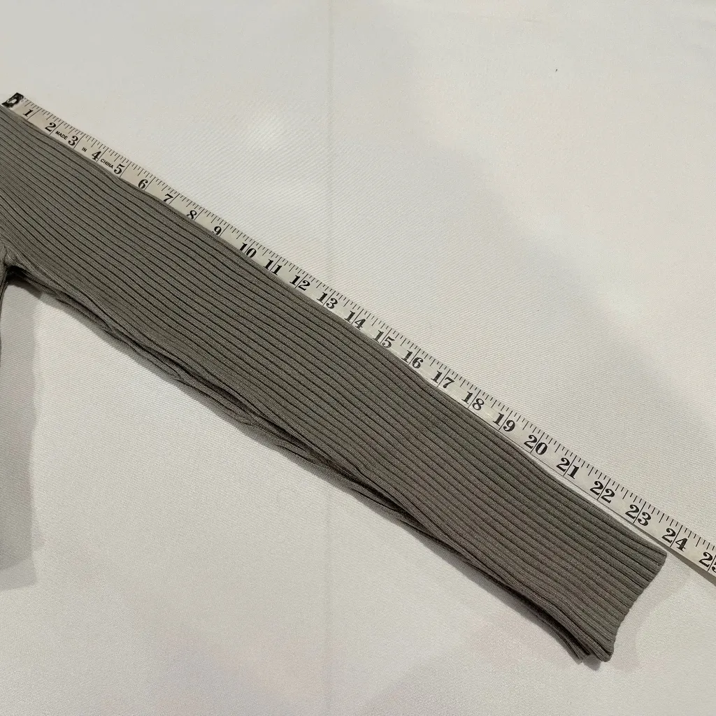 Edikted Cropped Sweater - Size XS/S -‎ NEW With Tags. - Image 12