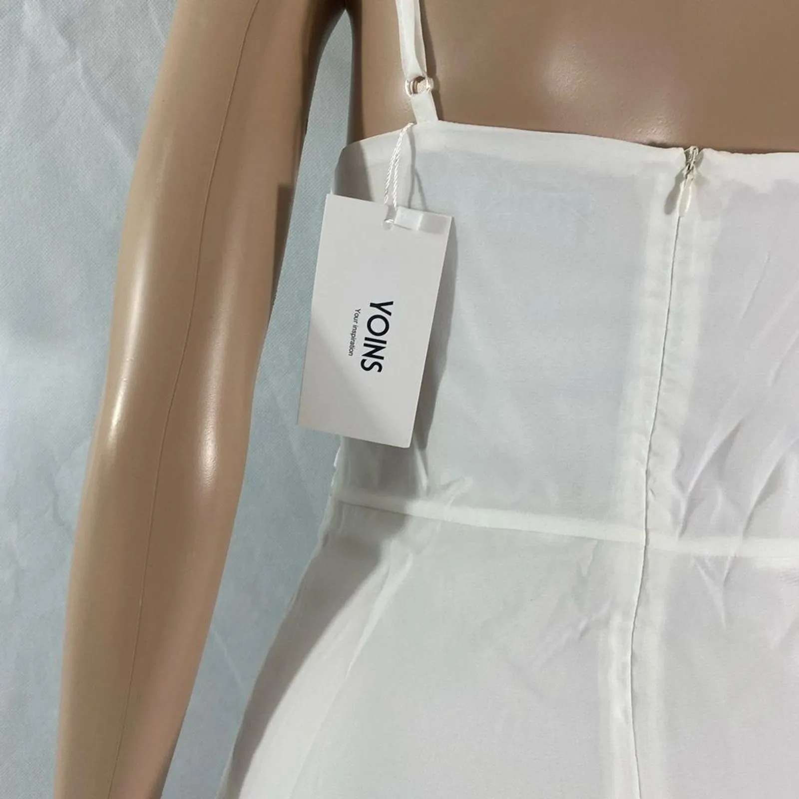 Yoins size medium (6) white romper zip up lightweight flirty romantic layered‎ - Image 5