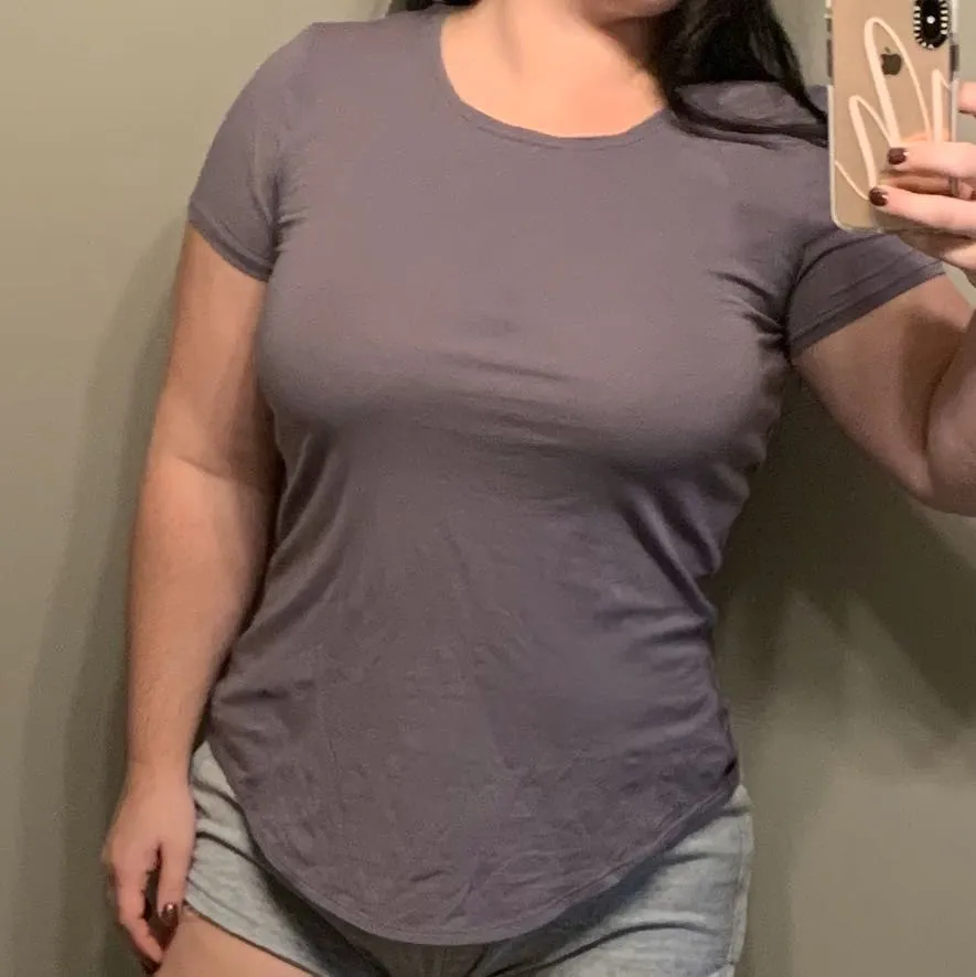 Lululemon T-shirt  - Image 2