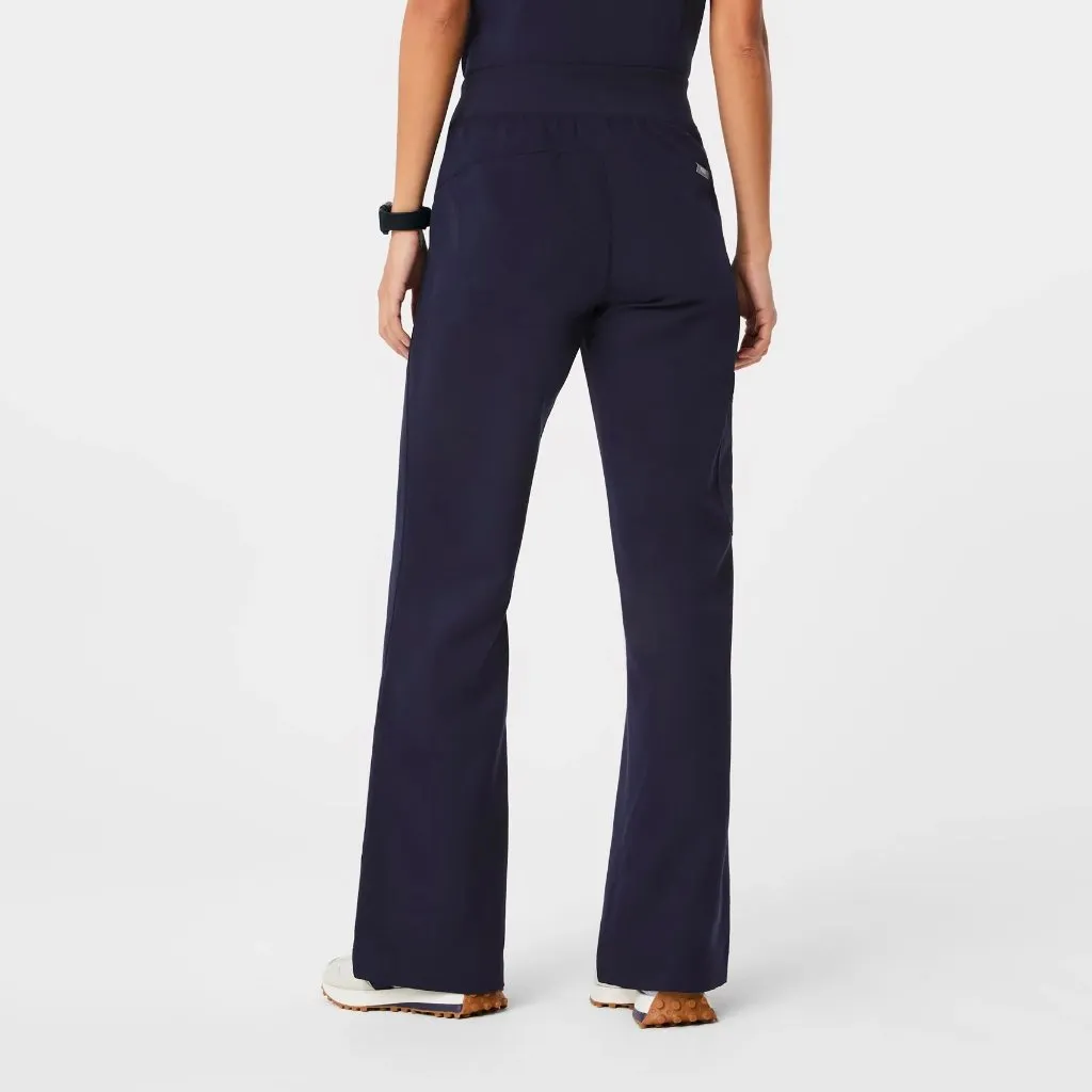 Figs High Waisted Isabel Wide Leg Scrub Pants in Navy, Size XXS Petite - Image 7