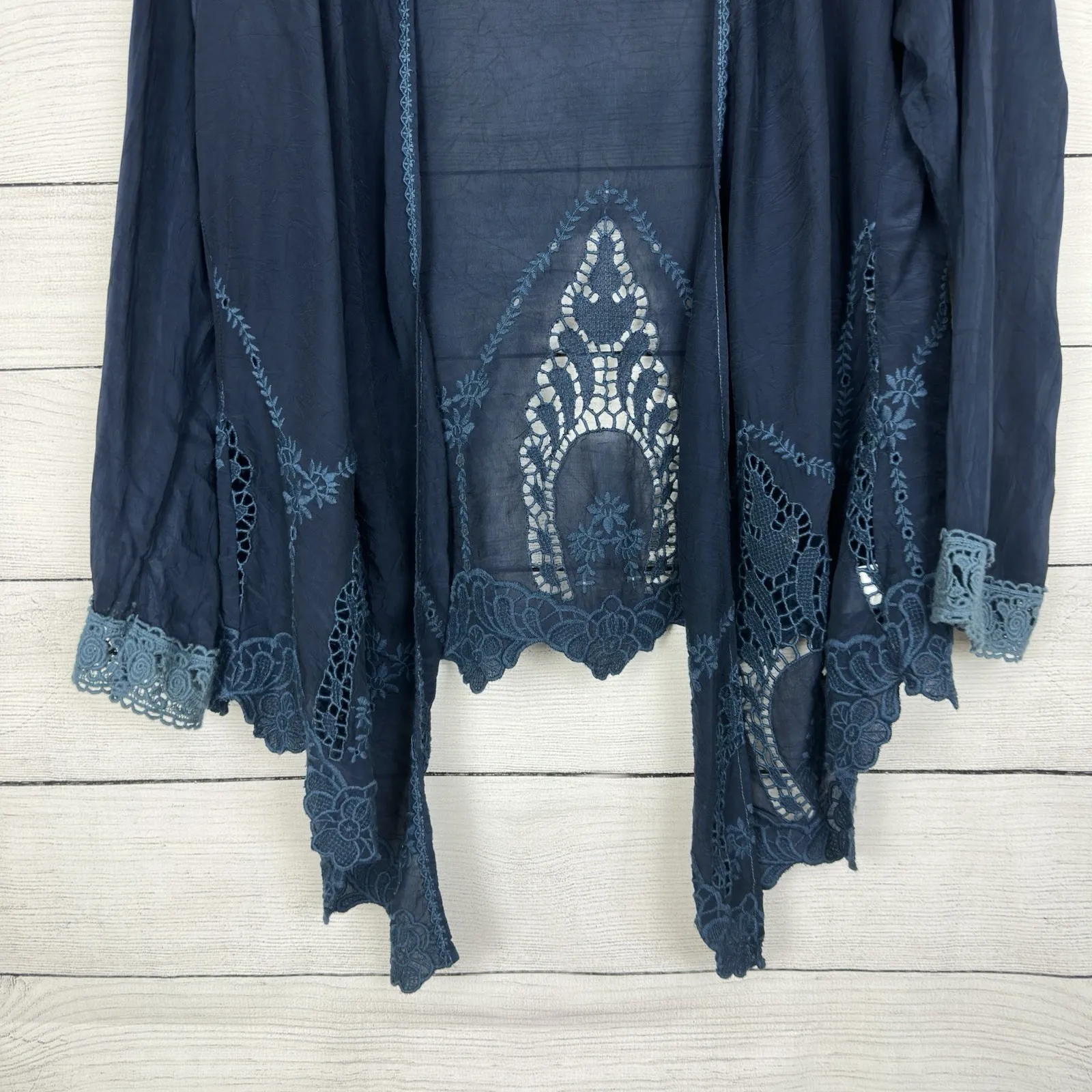 Johnny Was Navy Blue Embroidered Lace Kimono Women's Size Large Boho Open Front - Image 4
