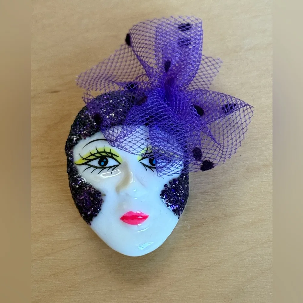 Purple Glitter Theater Face Brooch - Image 2