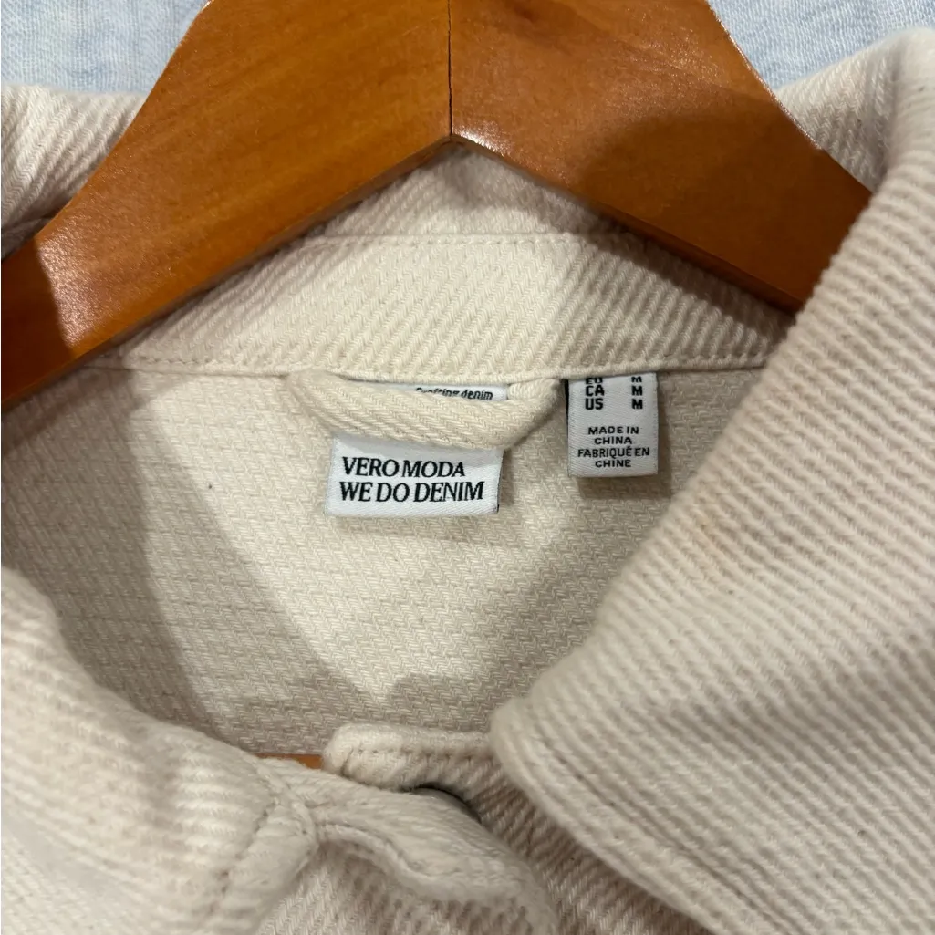 Stitch Fix Vero Moda Cream Denim Jacket size Medium - Image 6