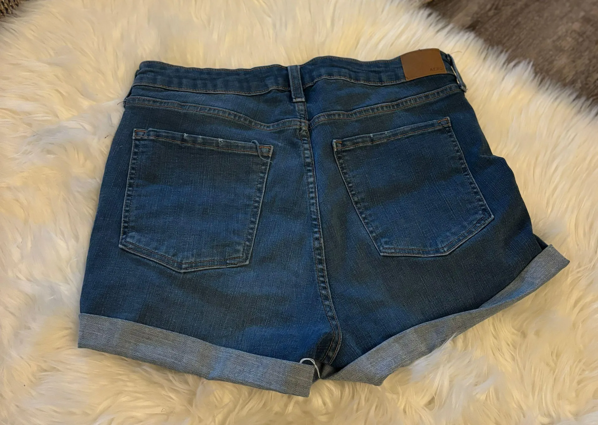 High Rise Curvy Midi Shorts - Image 4