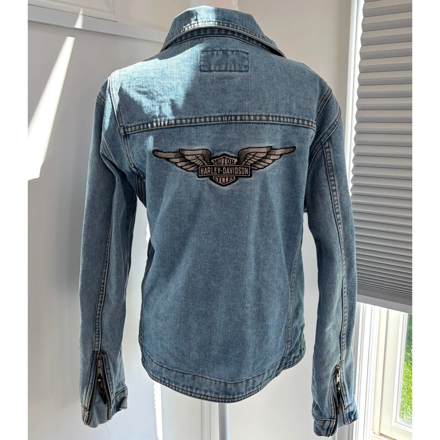 Harley Davidson Vintage 1990s Jean Jacket Women's Medium Wings Patchwork Blue - Image 8