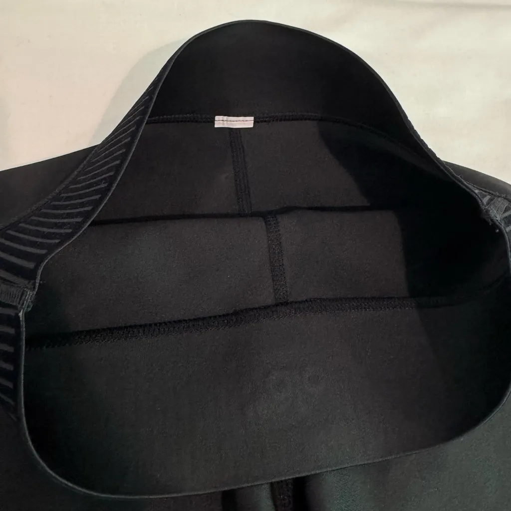 NEW $94 Alo Yoga Airlift High Waist Line Up Shorts XXS - Image 6