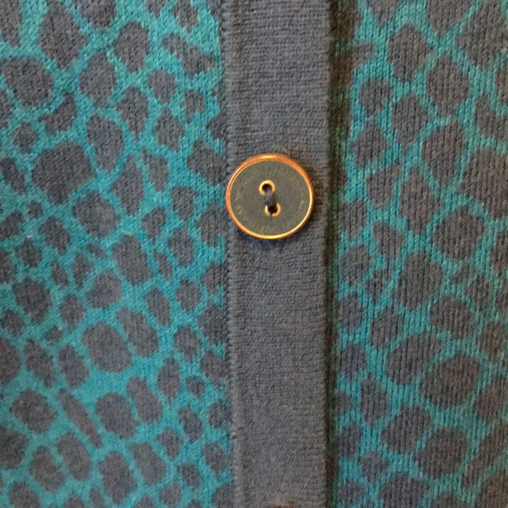 Isaac Mizrahi Live! Blue reptile print Cardigan Sweater size XS - Image 5