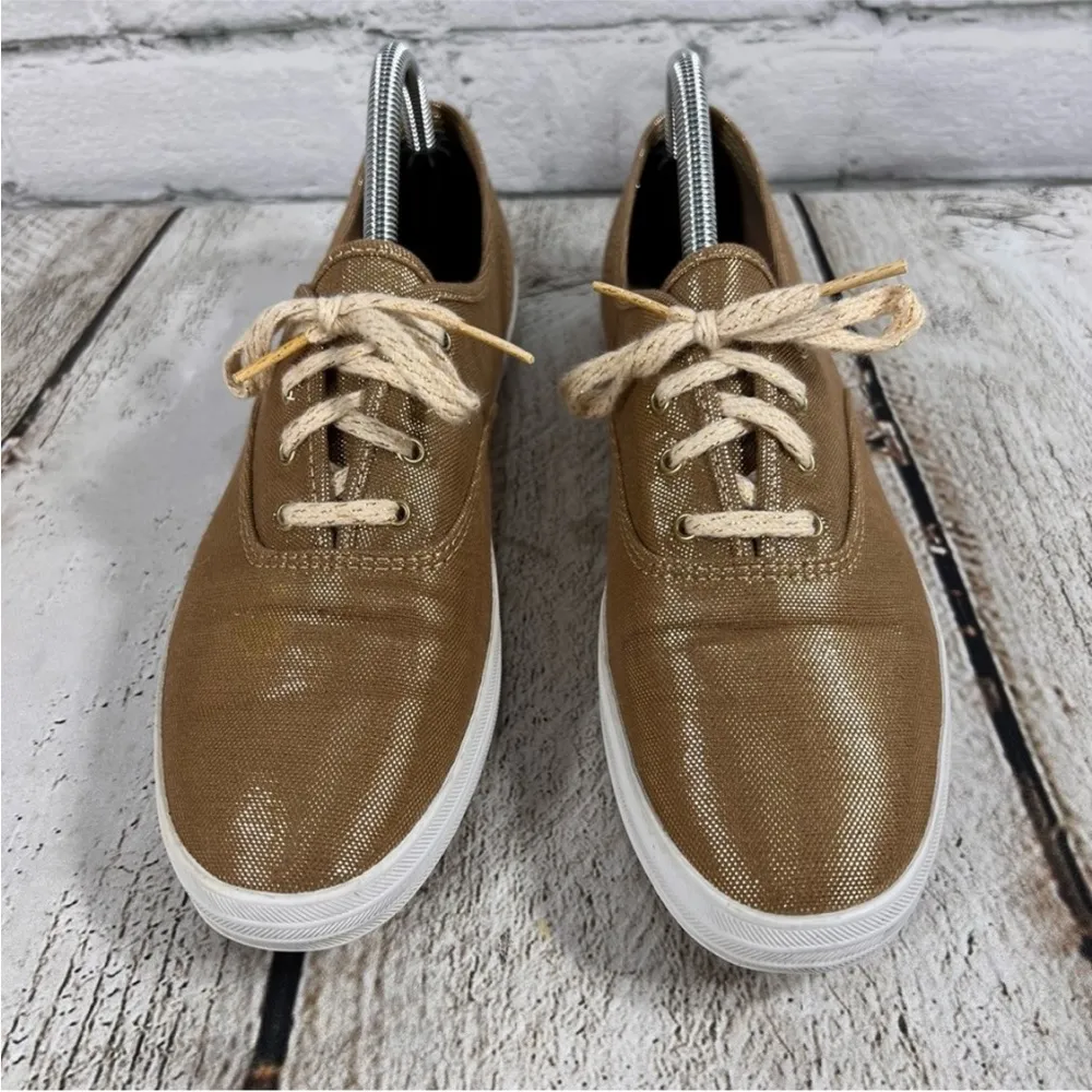 Women's Sneakers Size 10 - Image 3