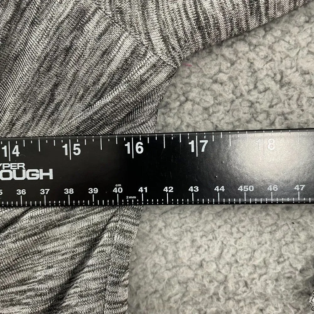 KEREN hart Gray Metallic Women S‎ Sequined Plunge Blouse - Image 7