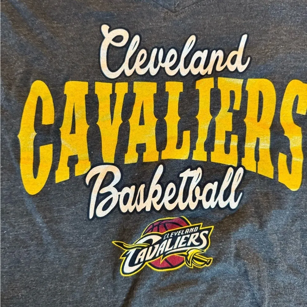 Cleveland Cavaliers basketball tshirt - Image 2