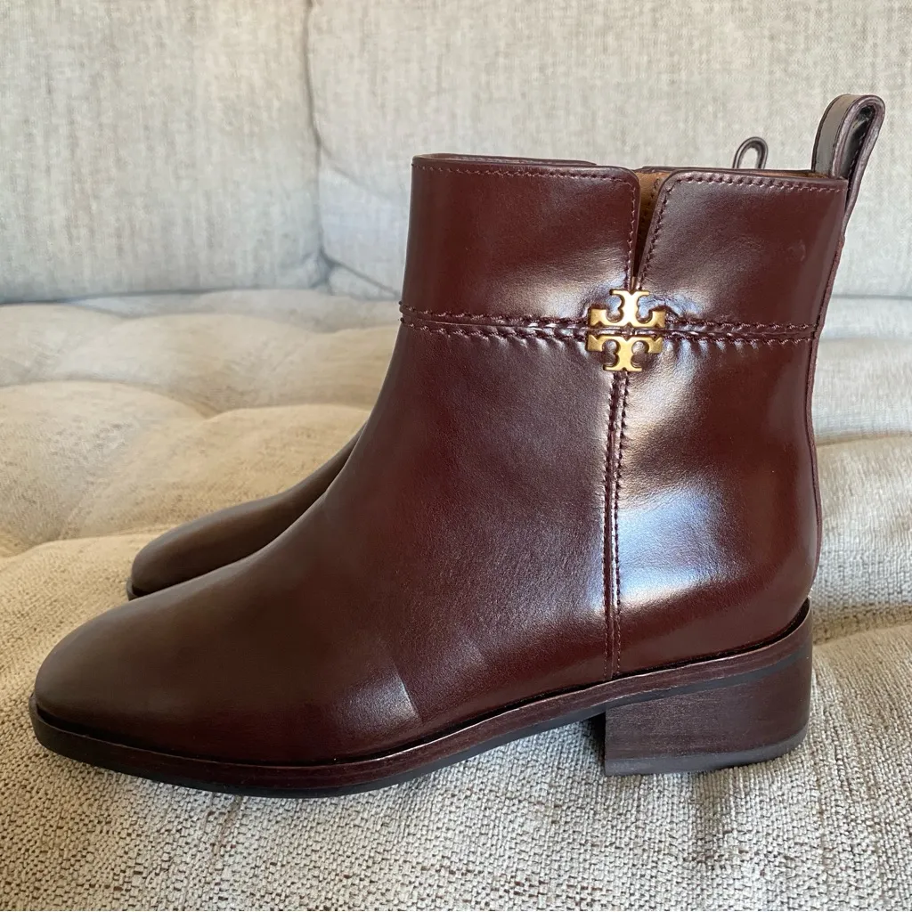 Tory Burch Everly Flat Boots Etrusco
Calf Sierra Brown Leather Sz 5 M - Image 3