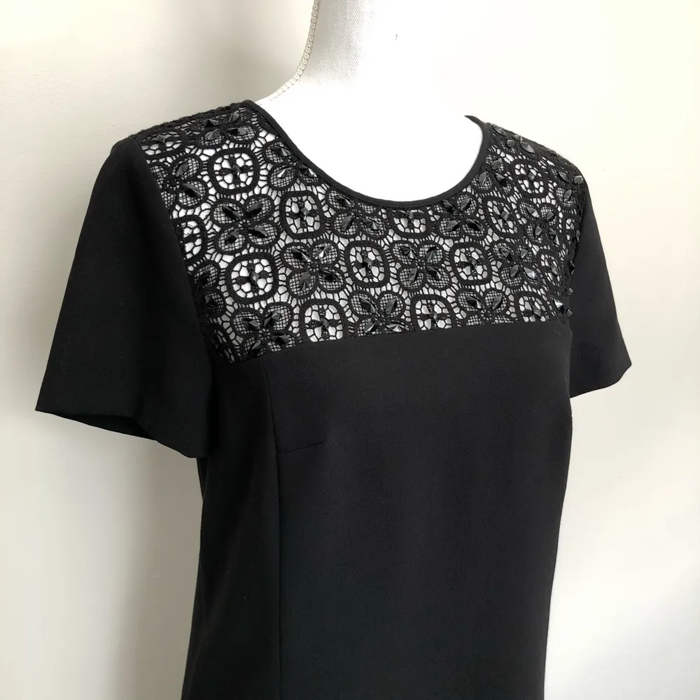 Tahari Dress Shift Crocheted Gem Floral Flower Beaded Lined Party Cocktail Black - Image 2