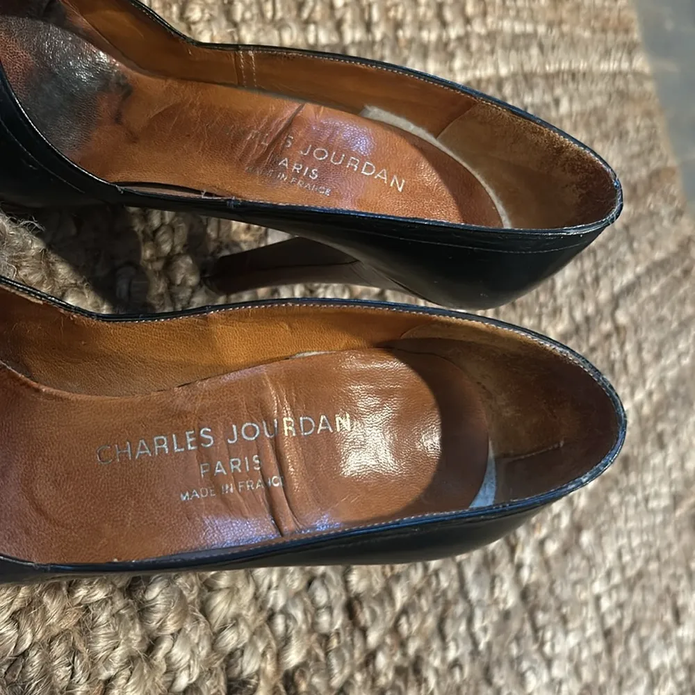 Charles Jourdan Black Pumps Red Bottoms Size 6.5 - Image 7