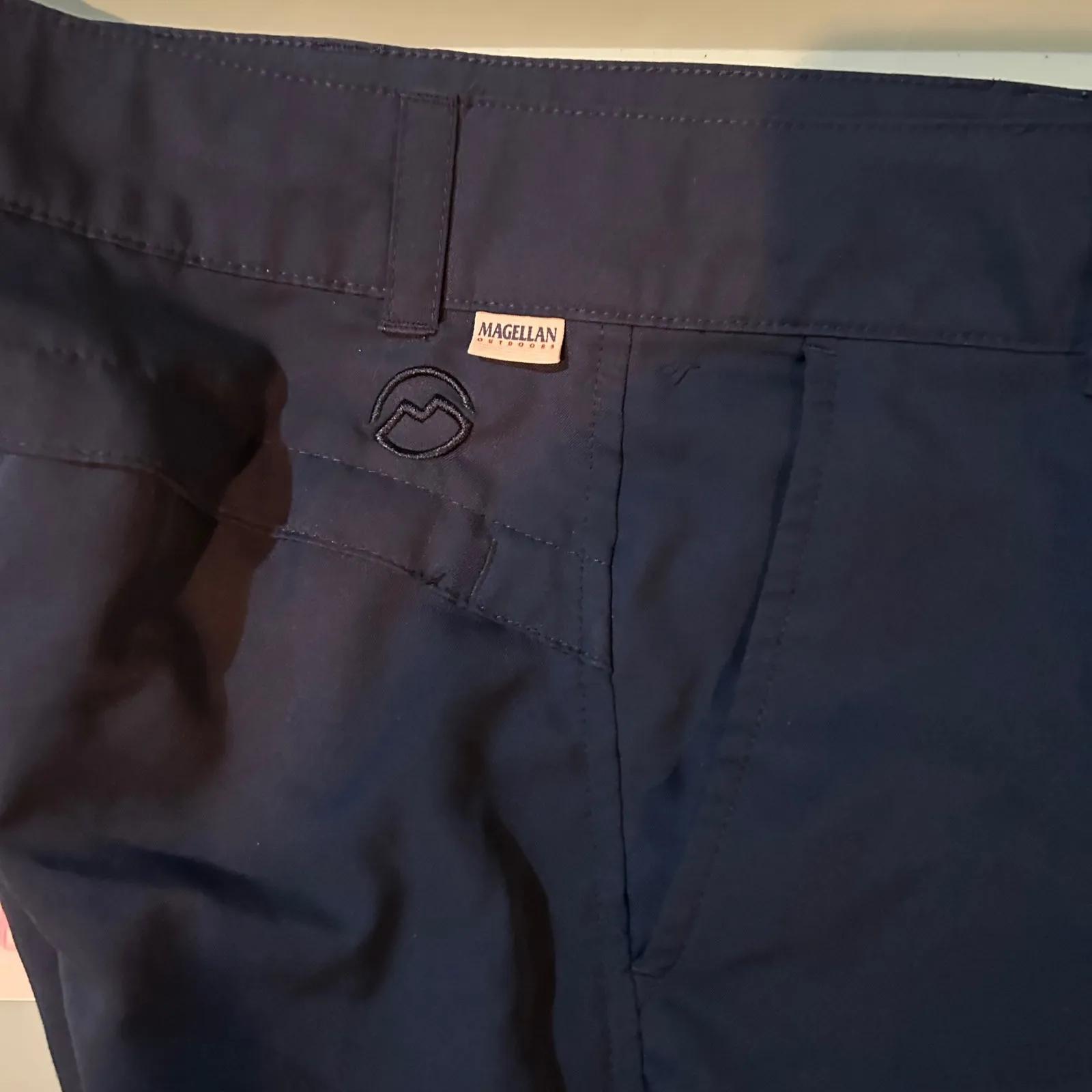 Magellan Outdoors Hiking‎ Shorts Activewear Outdoor Zipper Pocket  
XS - Image 7