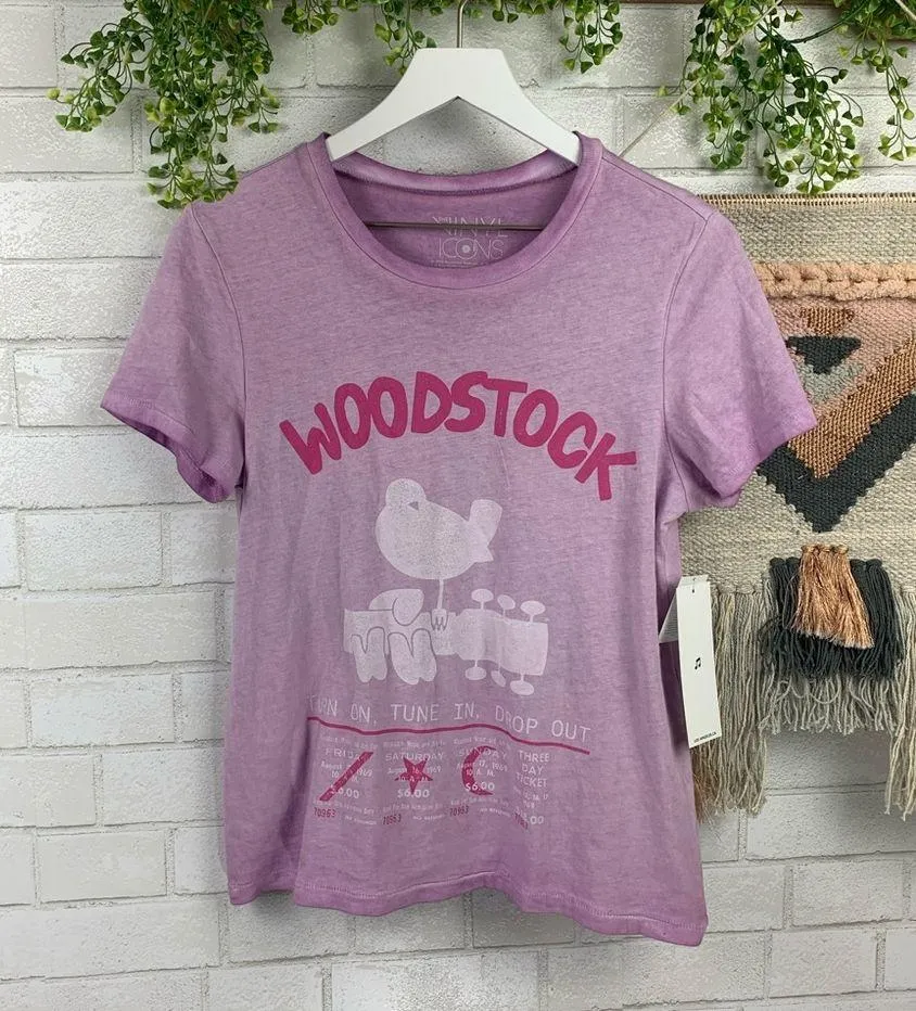 Woodstock Festivals Boho Graphic Tee Size Small - Image 3