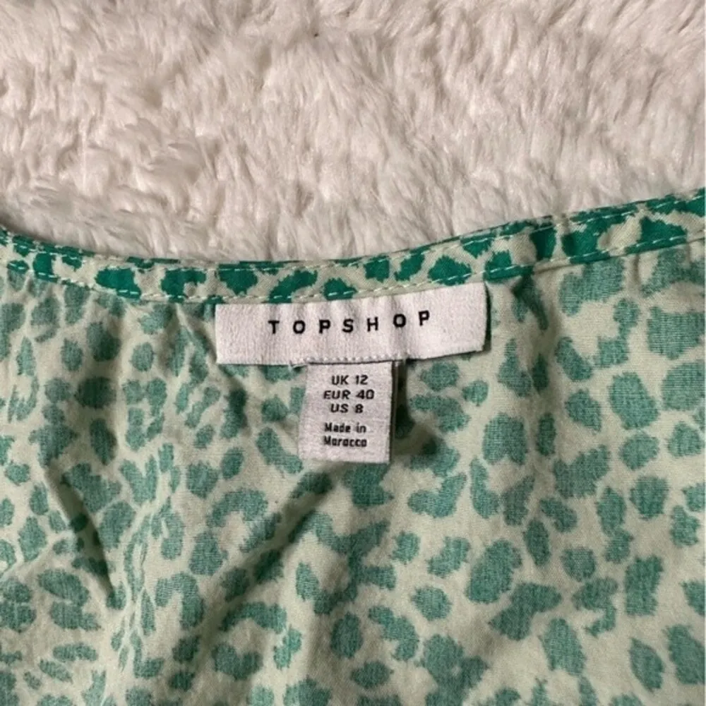 TOPSHOP Green Leopard Print Corset Style Crop Top - Image 5