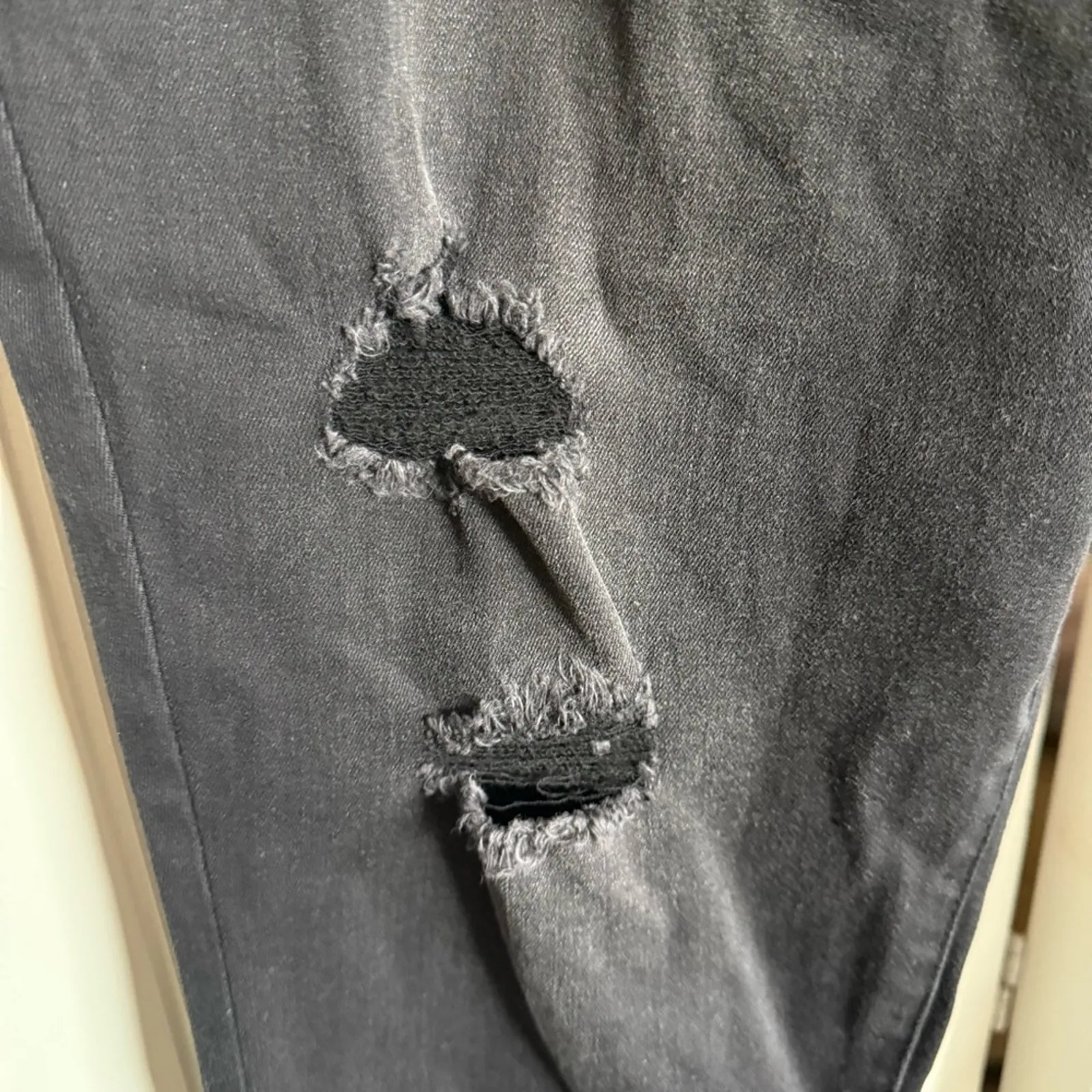 LuLaRoe Black Skinny‎ Jeans Modern Fit Size 36 16W New Distressed - Image 6