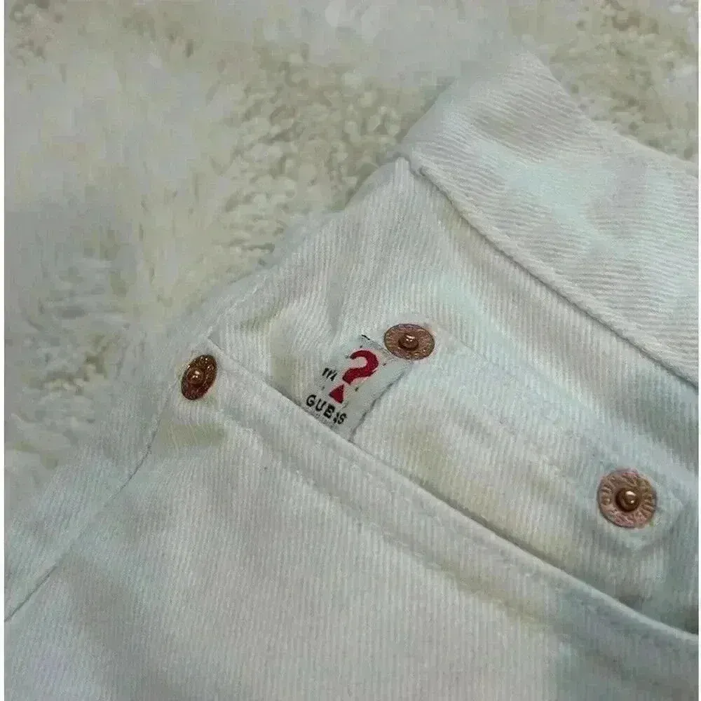 Vtg Guess Jean Shorts Size 30 90s High Waisted White‎ Denim Mom Made In USA - Image 2
