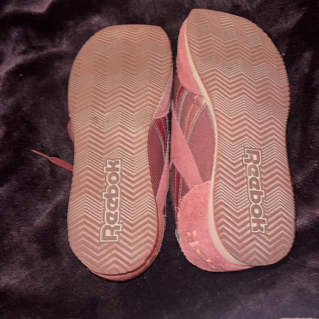 Reebok Maroon Athletic Shoes - Image 3