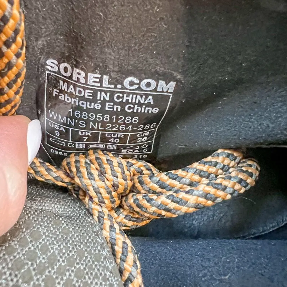 Sorel 1964 PDX Wedge Boot in Tan Leather and Green Canvas Elk Color Size 9 - Image 8