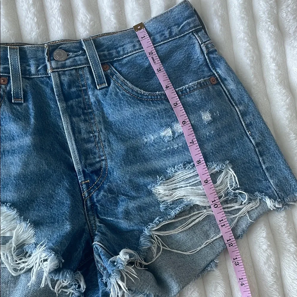 Levi’s 501 Distressed Denim Women's Shorts - Image 9