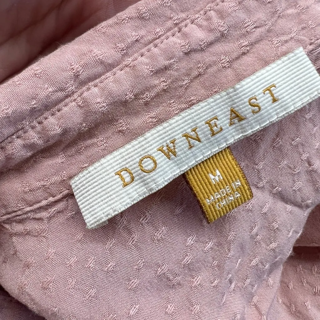 Downeast Pink Ruffled Button-Down Blouse Short Sleeve Size Medium - Image 9