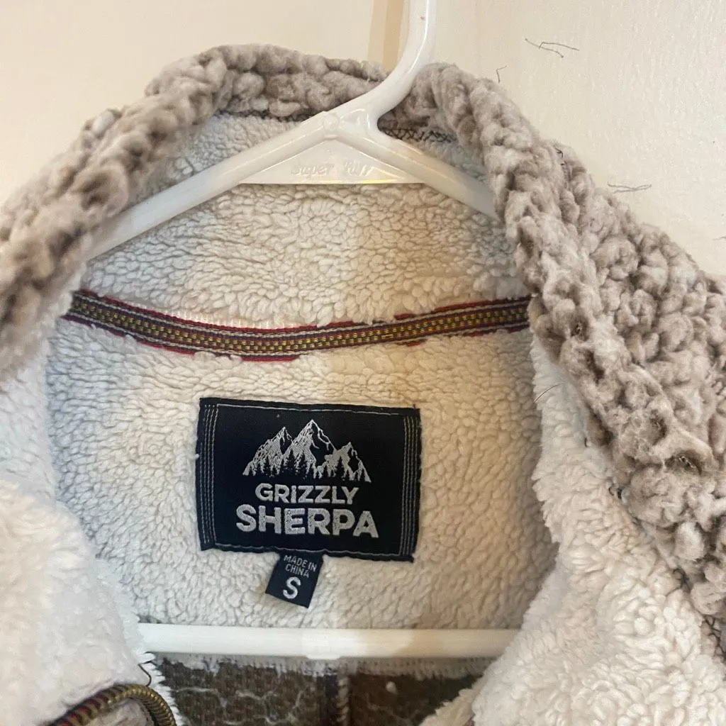 Grizzly Sherpa small 3/4 zip brown tan pockets - Image 7
