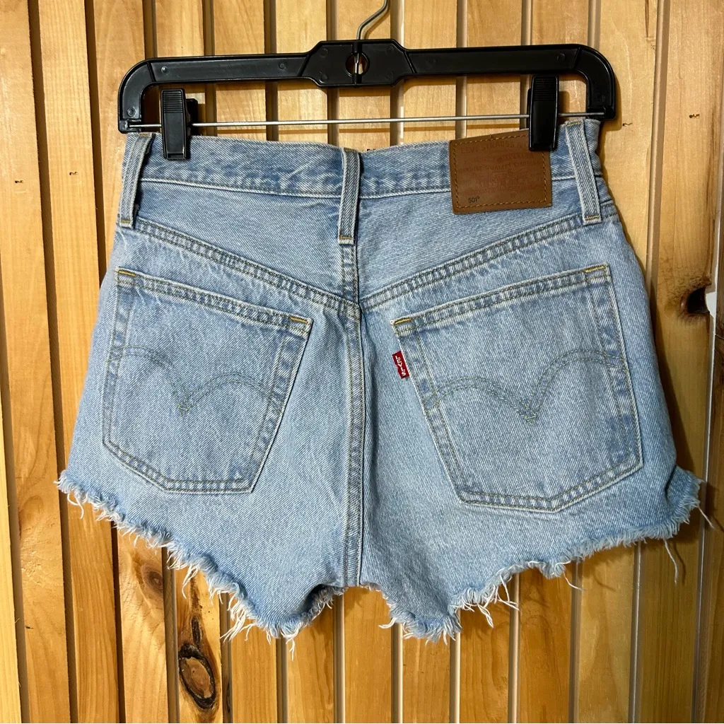 Levi's 501 Original Denim High Rise Shorts Light Wash Size 25 - Image 3