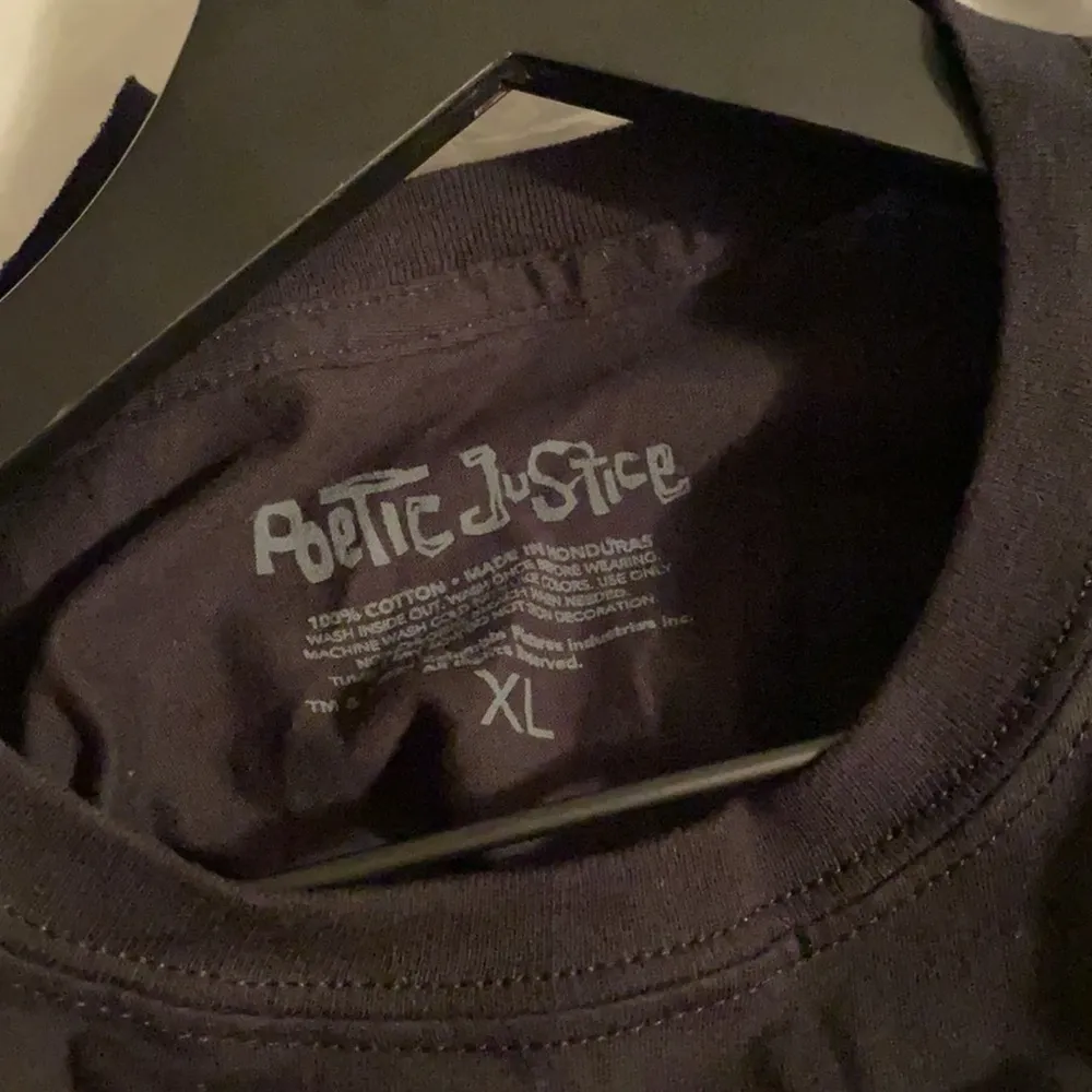 NWT Poetic Justice Tupac graphic print short sleeve cropped t - Image 5