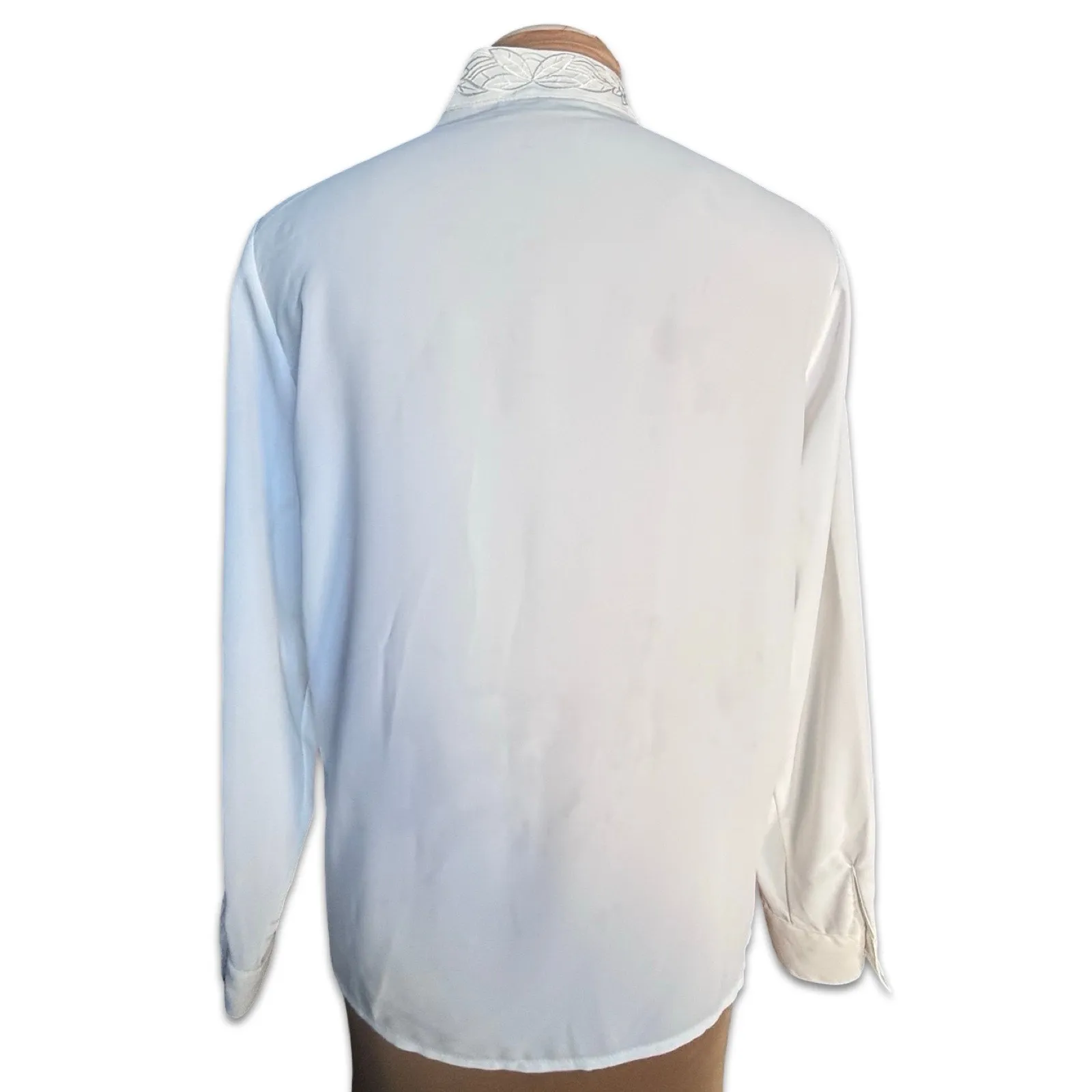 Vintage 90s White Floral Embroidered Blouse Pearl Buttons Mandarin Collar Small - Image 4