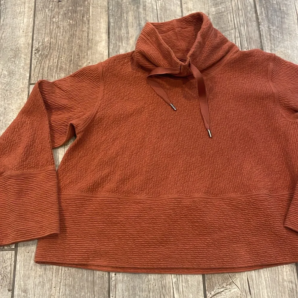 Lululemon retreat yourself pullover - Image 3