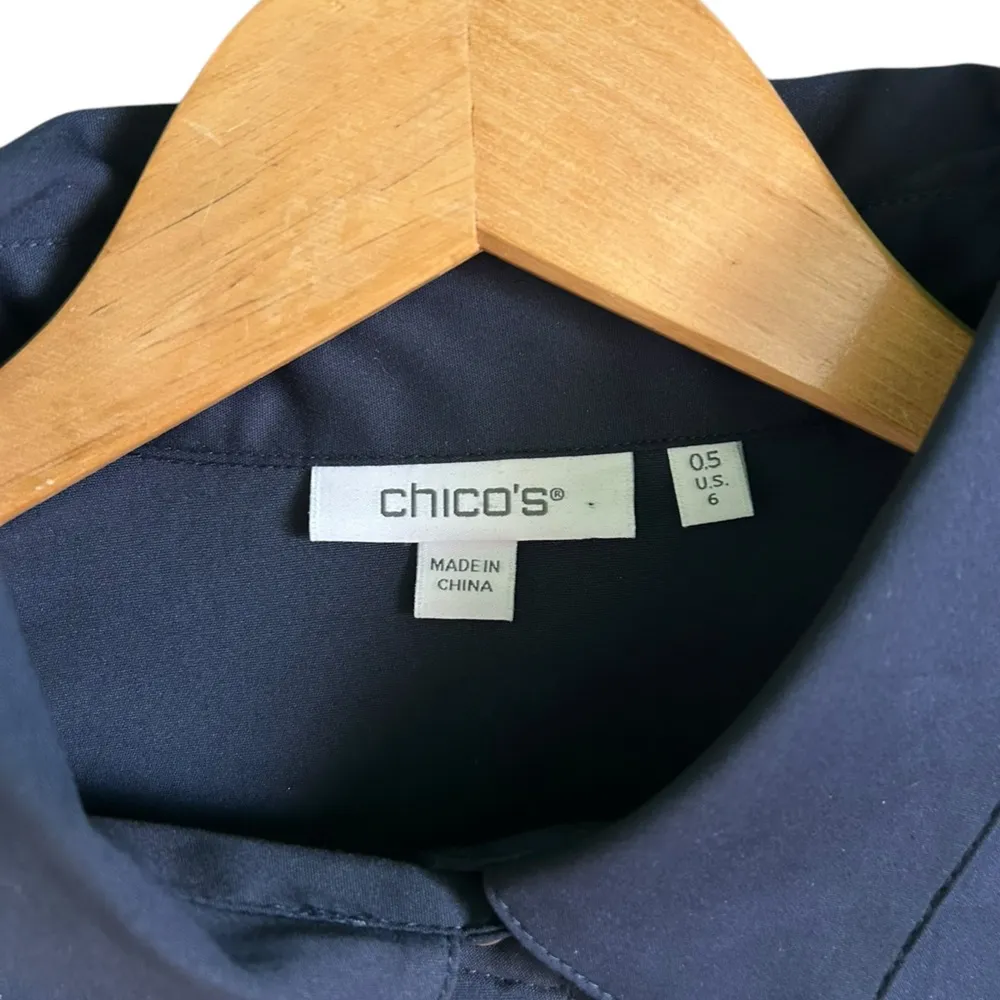 Chico’s Women’s Navy Blue Poplin 3D Appliqué Flower Button Up Shirt Dress Size 6 - Image 6