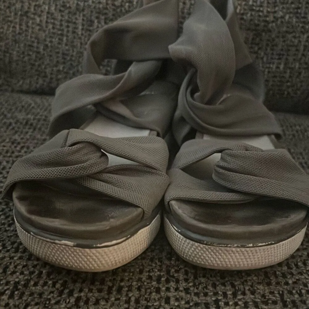 ✨Eileen Fisher Zanya Mesh Sneaker Grey Sz 7.5 Sandals✨ - Image 11