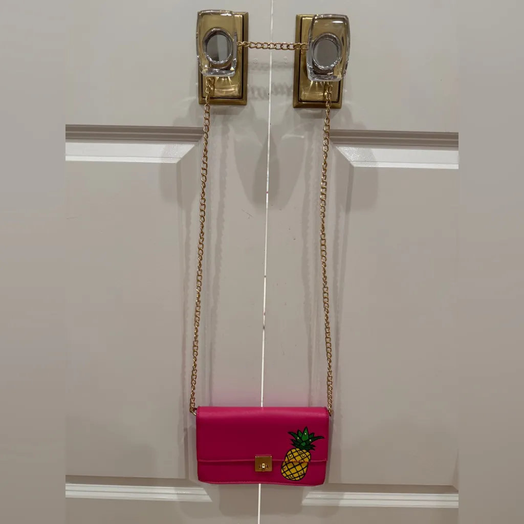Olivia Miller Fuchsia Pineapple Clutch with Gold Chain - Image 11