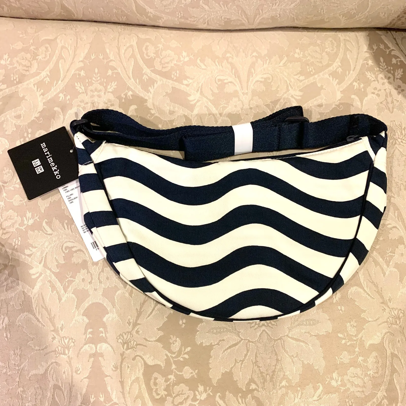 Uniqlo x Marimekko Wave Printed Round Shoulder Bag in Navy Stripe - Image 3