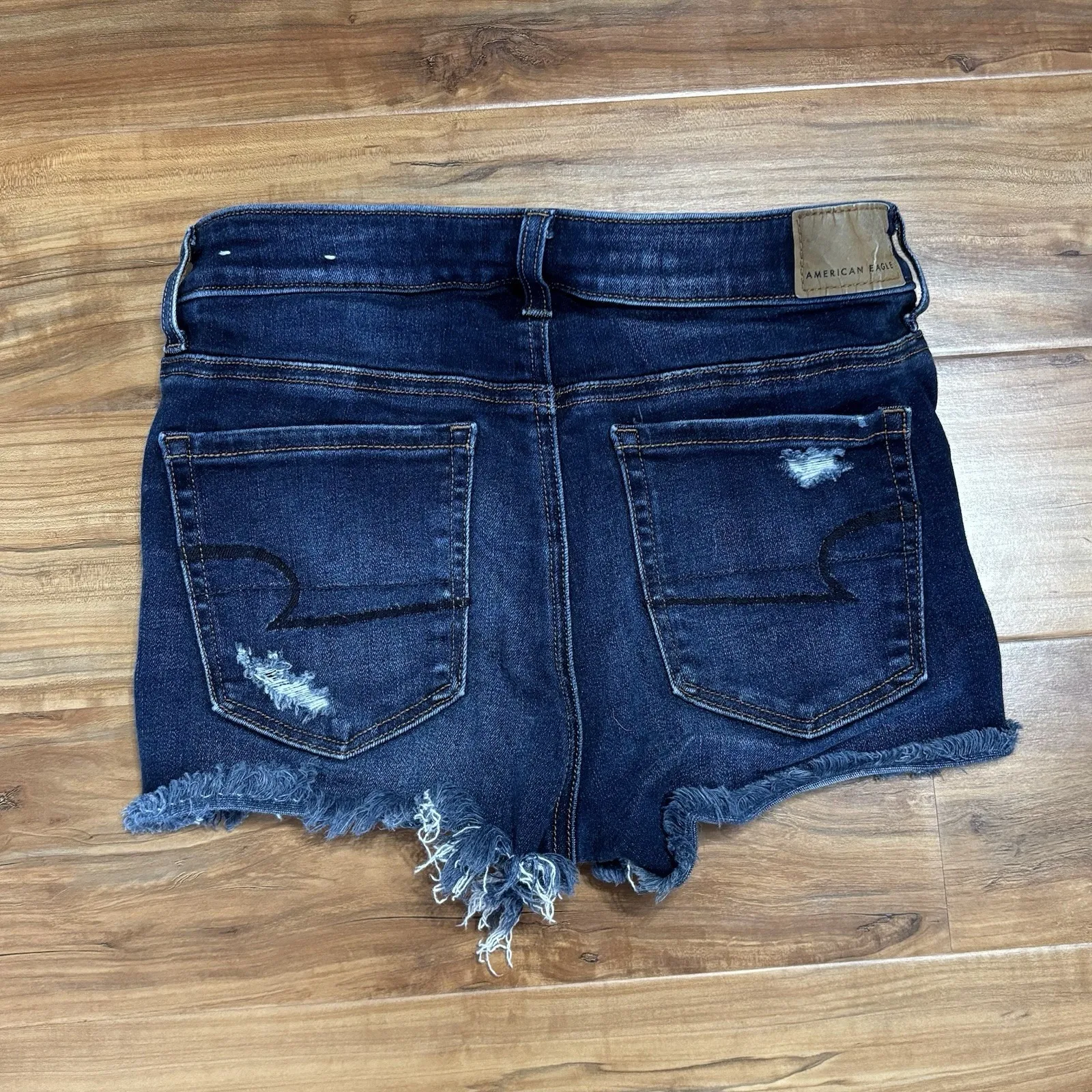 American Eagle Jean Shorts Women's Sz 2 Destroyed Denim Hi Rise Shortie‎ Stretch - Image 6