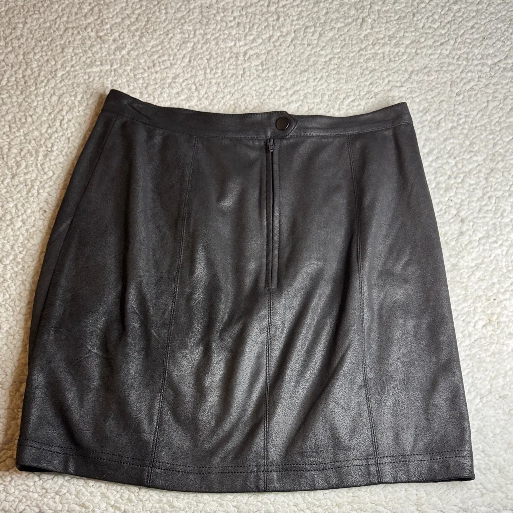 Free People Black Mini Skirt - Image 4