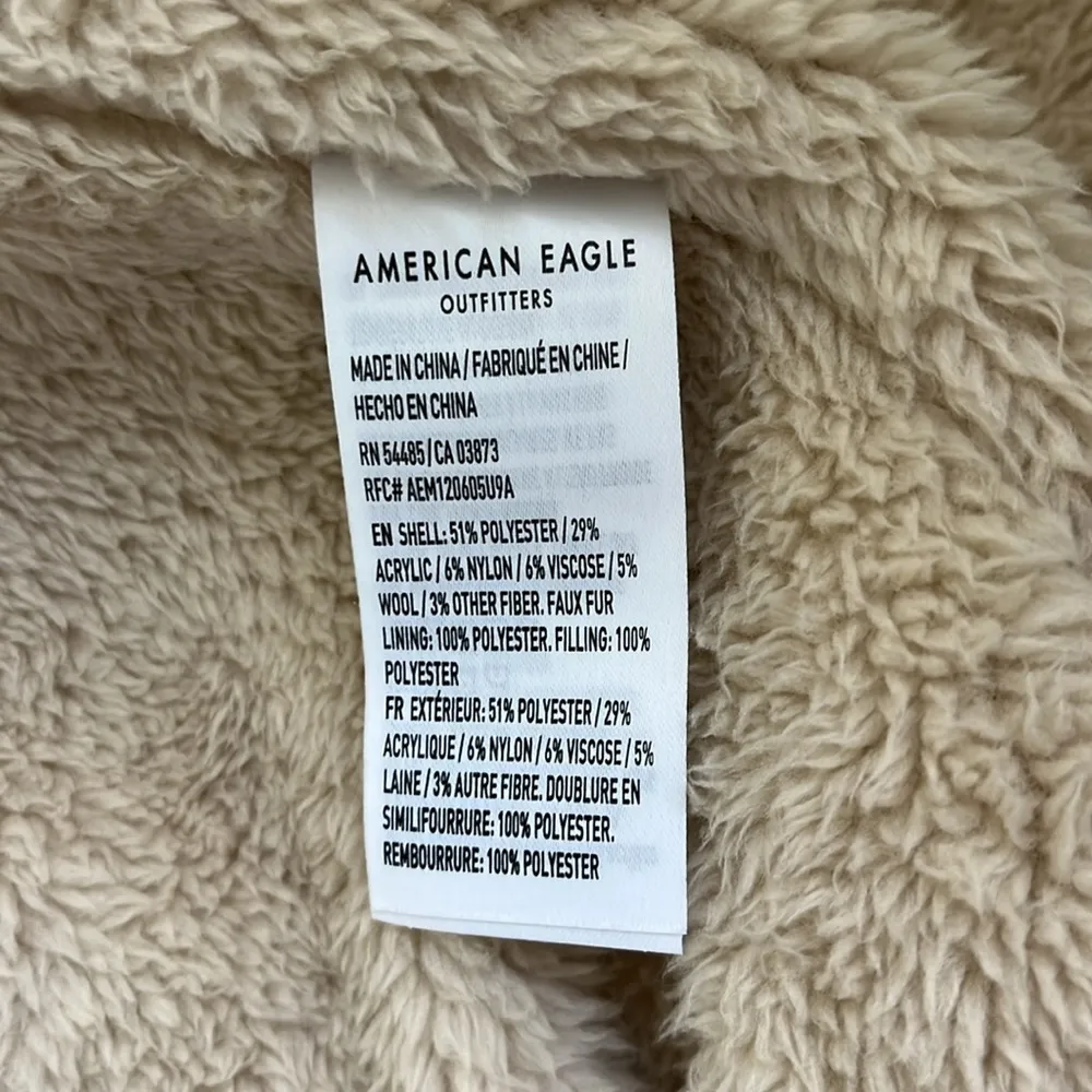 Women’s Plaid Fur Lined Jacket Size Large - Image 10