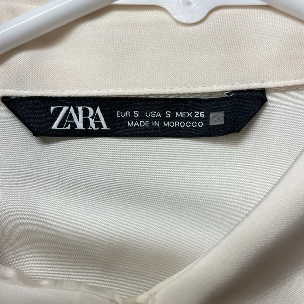 Women’s ZARA Short Ruffled Satin Mini Belted Ivory Dress Size Small EUC #7682 - Image 13