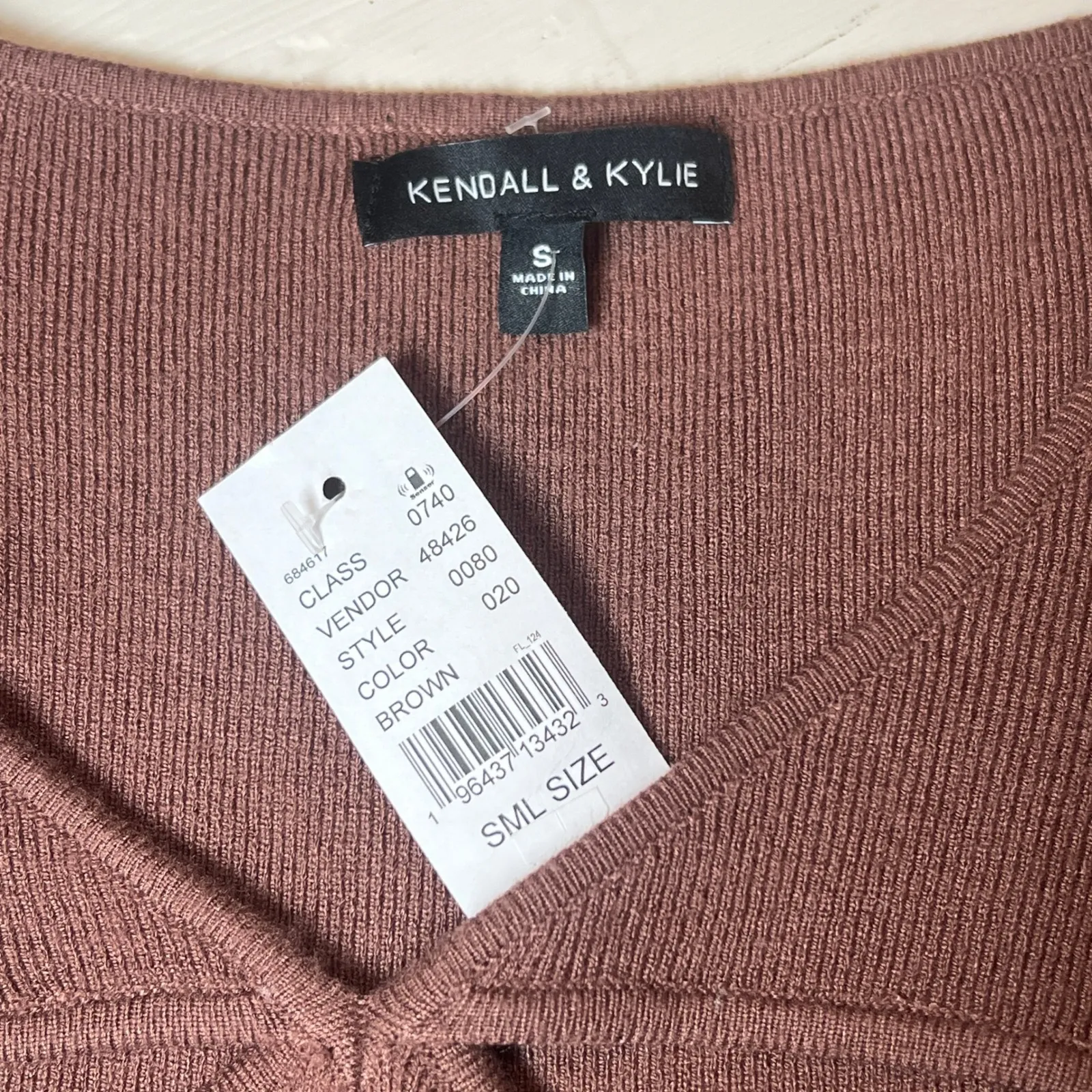 Kendall & Kylie Cutout Long Sleeve Ribbed Knit Top Women's S Brown NWT - Image 6