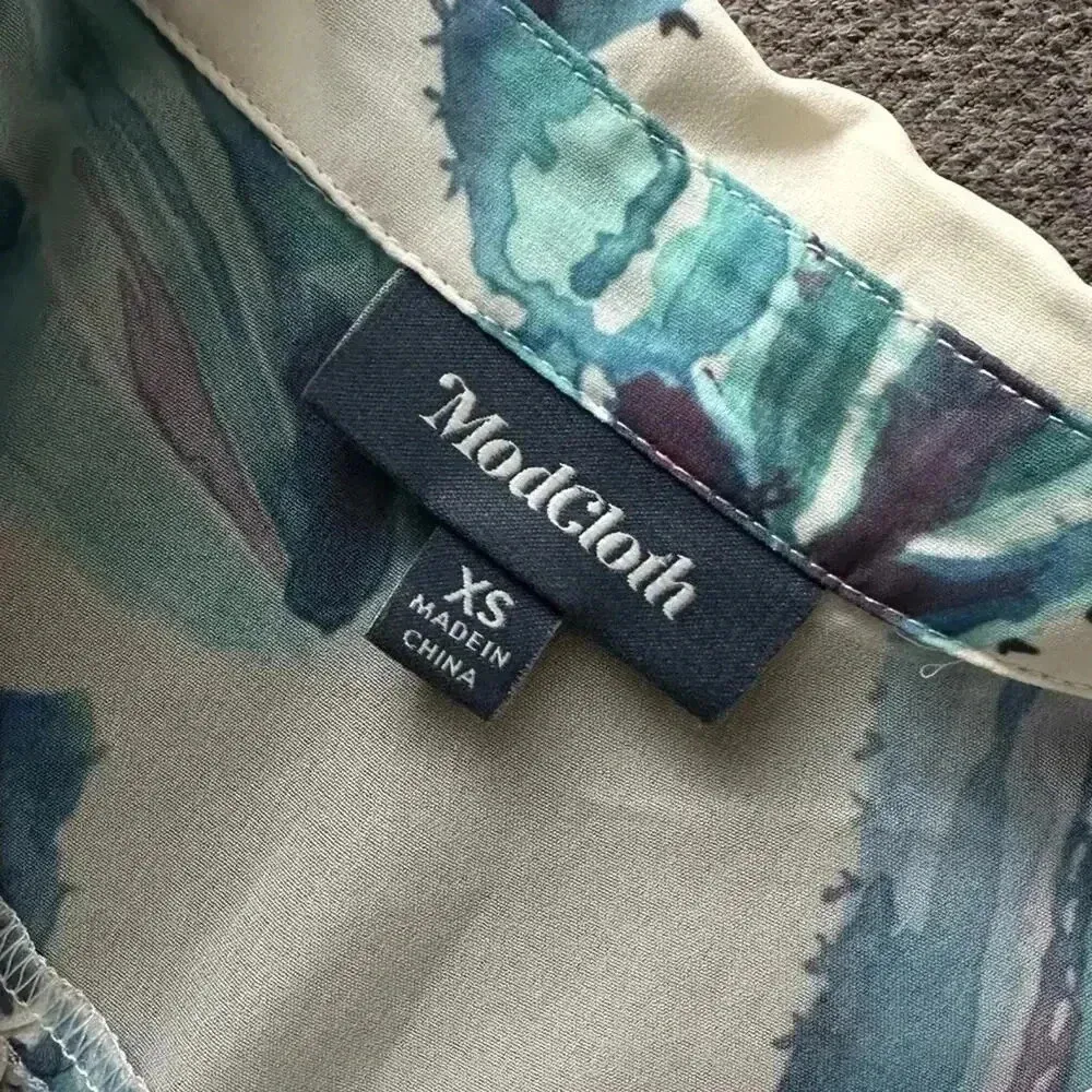 ModCloth Button Down Watercolor Cactus Shirt XS - Image 6