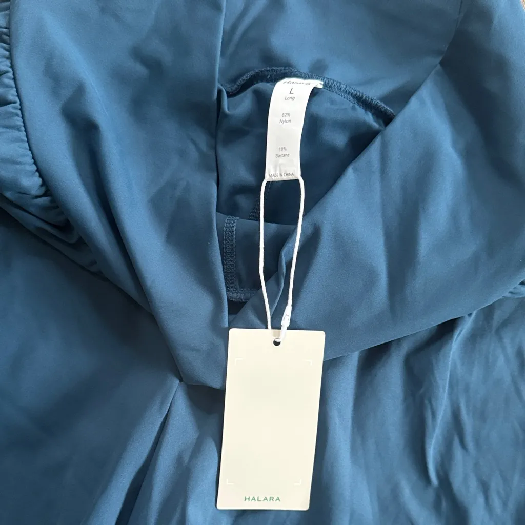 Halara  Women's Shorts Large Tall - Image 3