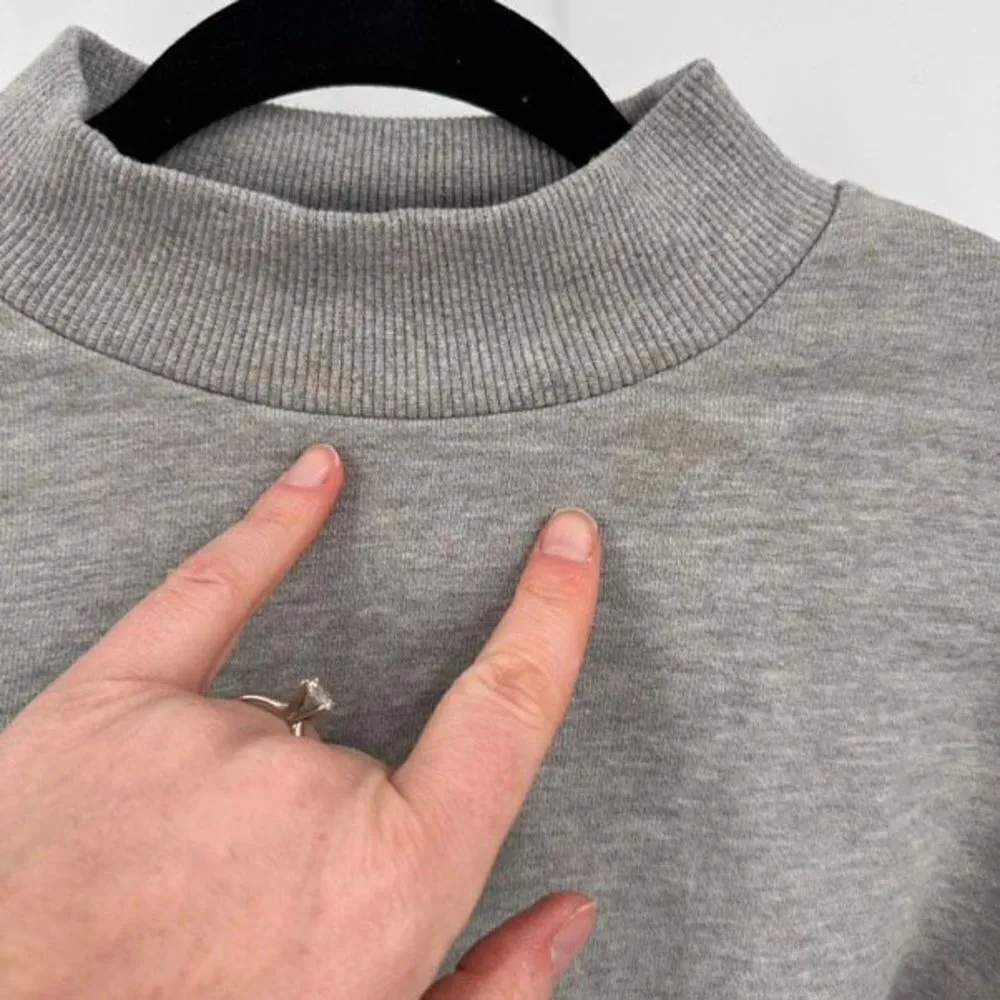 NWT MinkPink Women's Tie Front Mock Neck Pullover Sweatshirt Gray Marled Size XS - Image 4