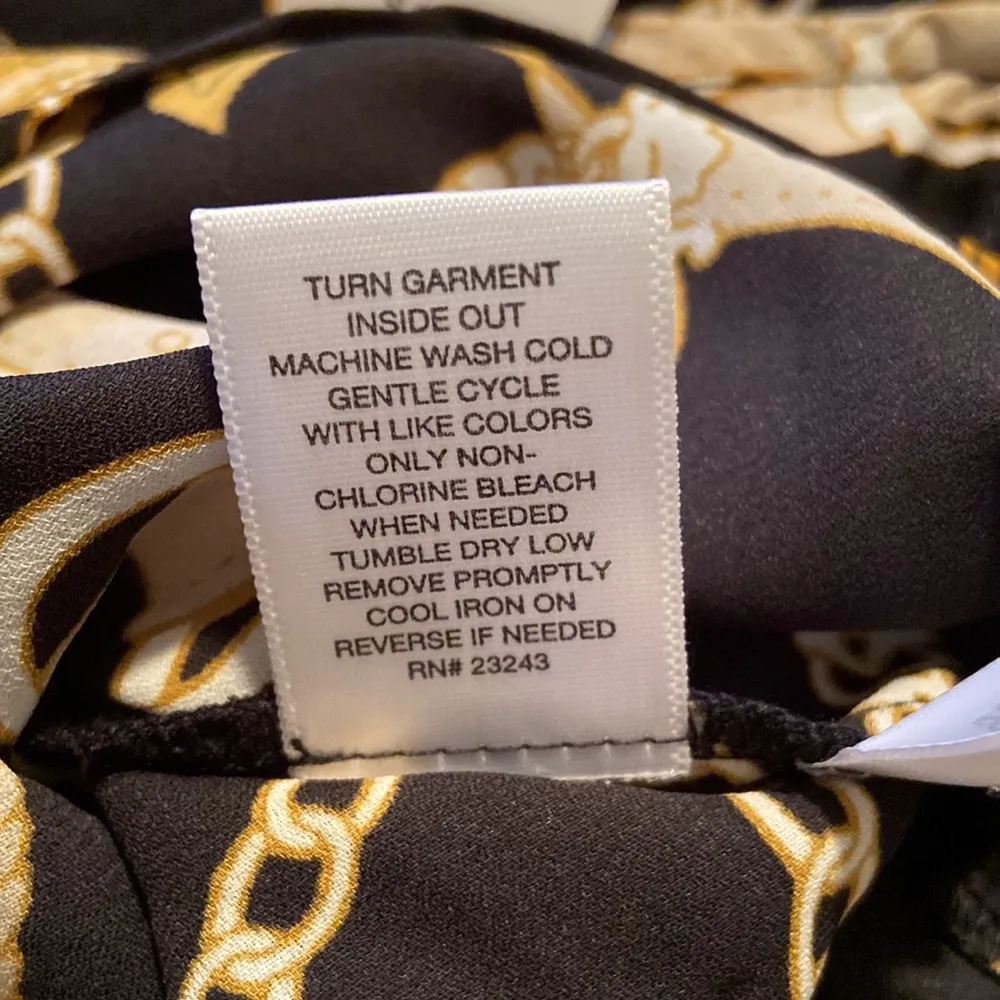Soho by NY&Co Gold Chain Scarf Tank Top Black Size M - Image 10