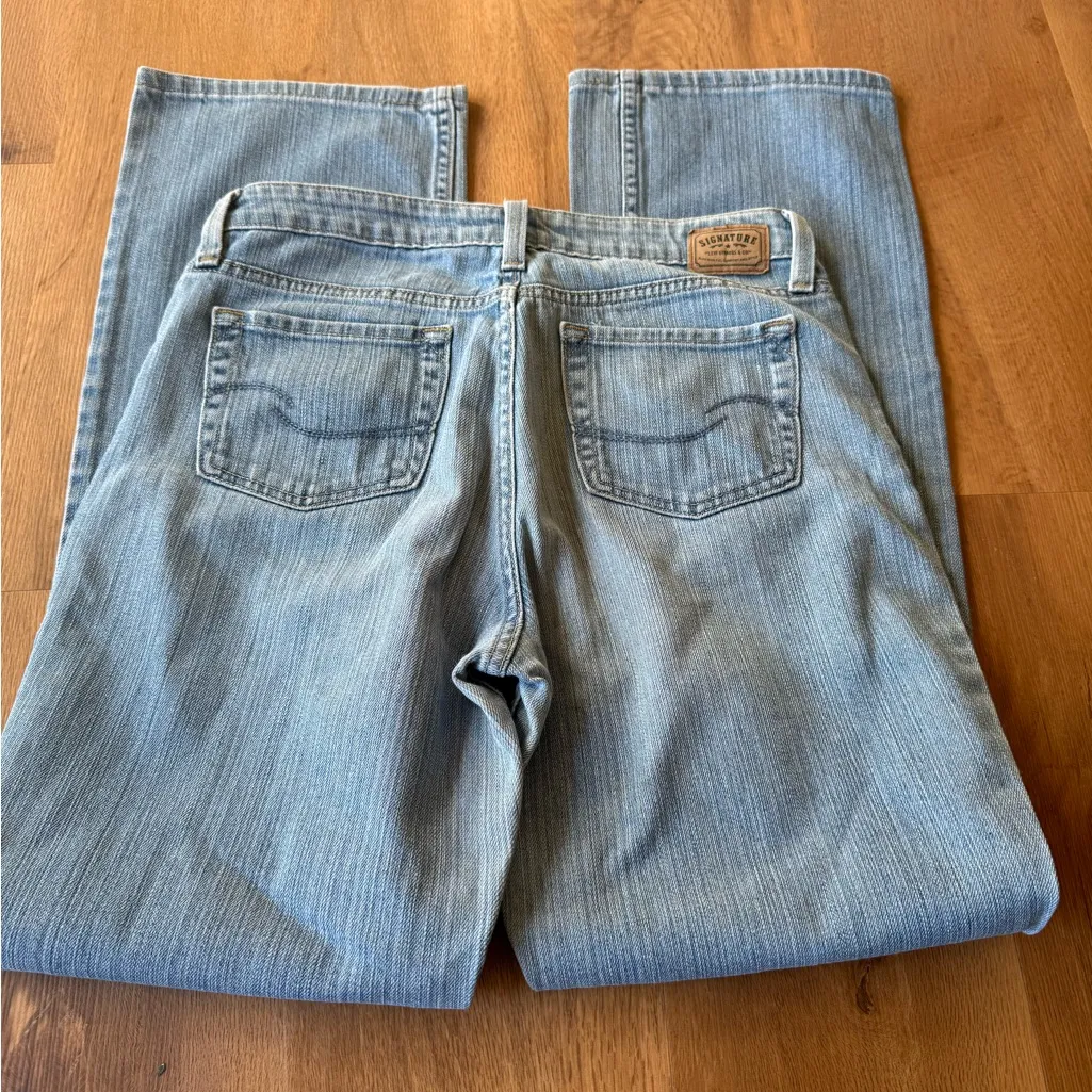 Misses Size 8 Long Signature Levi's Levi Strauss Mid Rise Bootcut Denim Jeans Blue - Image 4