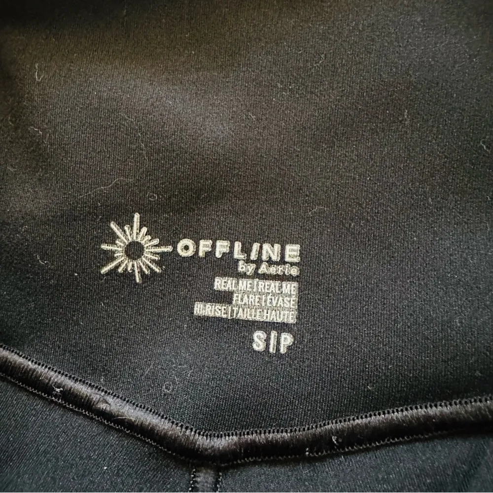 Offline By Aerie Real Me Crossover Flare Leggings Women’s Size Small - Image 4